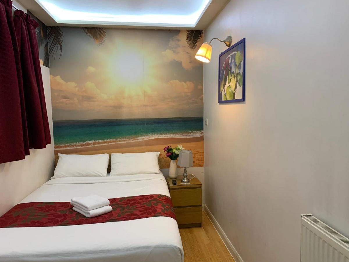 Barking Hotel Екстериор снимка